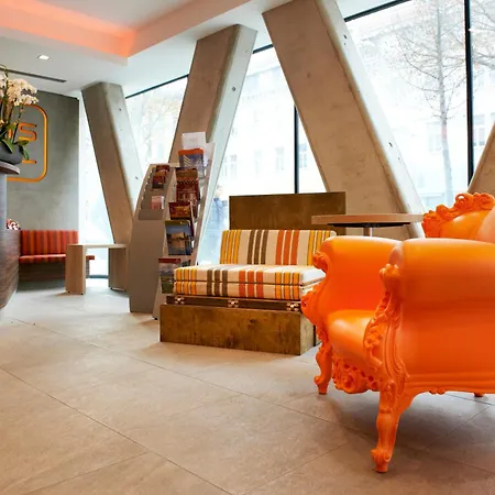 Hotel Simm's