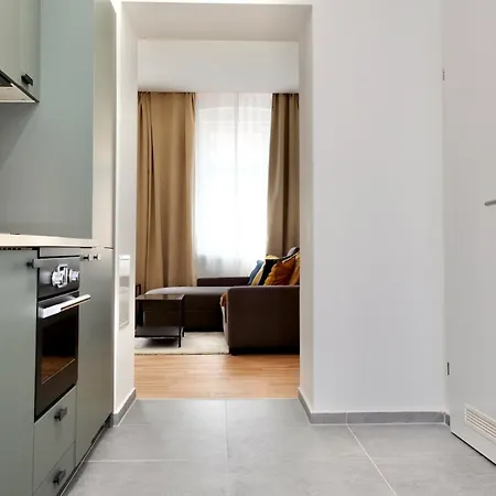 Apartment Triple A *