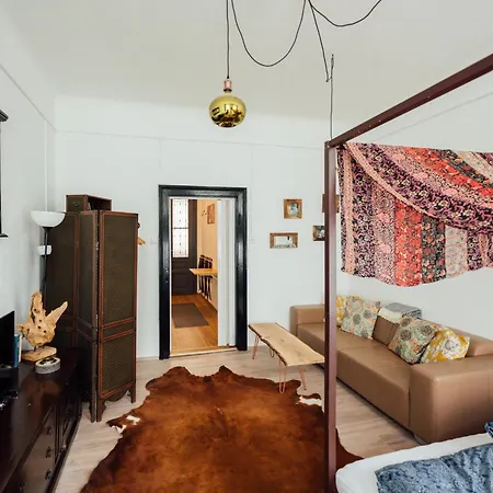 The Orient Express No.22 Apartment