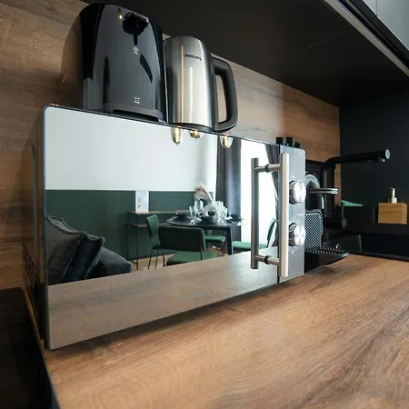 Pet-friendly Flat Near Belvedere