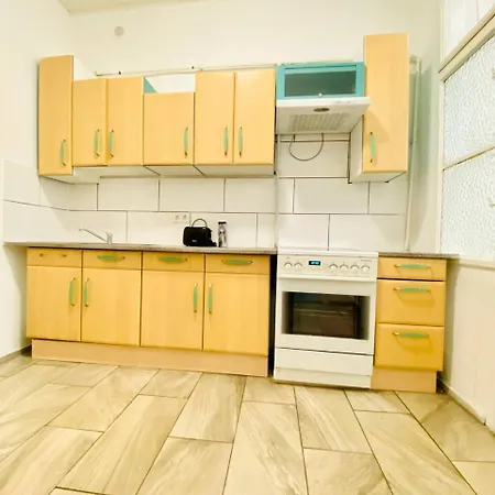 Apartment Economic 3p Lg *