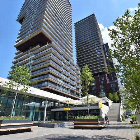 Luxury Penthouse I Rooftop Pool I Self Check-in Apartment Wien