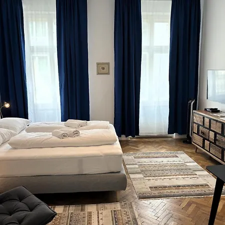 Apartment Schoene Dreizimmerwohnung Direkt Am Augarten *