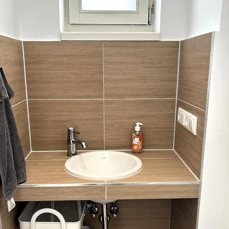 Apartment Schoene Dreizimmerwohnung Direkt Am Augarten Vienna