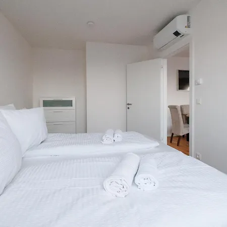 Apartment Symphony 39 - Modern Loft With Terrace And Grill In Location Vienna