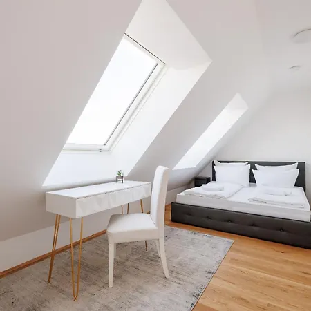 Symphony 39 - Modern Loft With Terrace And Grill In Location Vienna