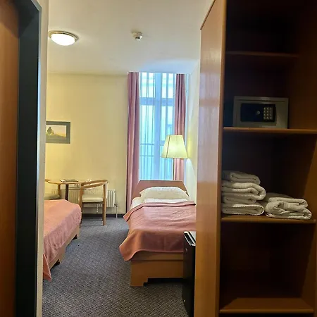 Hotel Very Apartments, 5 Min To Center, No Reception Vienna