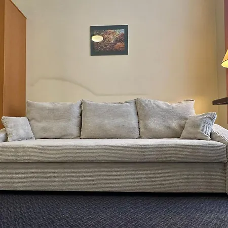 Very Apartments, 5 Min To Center, No Reception Szálloda 3*