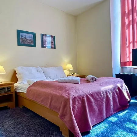 Very Apartments, 5 Min To Center, No Reception Hotel