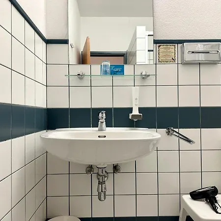 Hotel Very Apartments, 5 Min To Center, No Reception Vienna