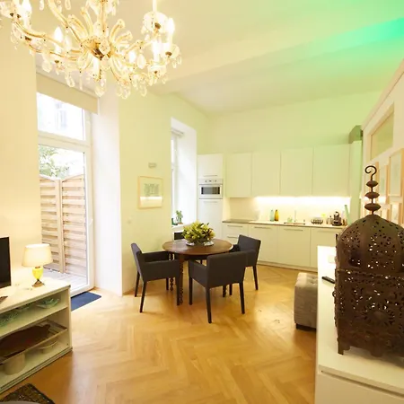 Apartment Hoheschule Levade Vienna