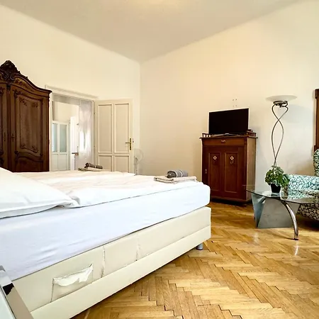Cosy Located At Famous Kutschkermarkt Apartment Vienna