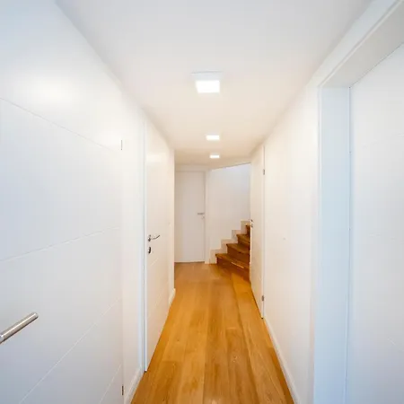 Luxury Penthouse Schonbrunn Apartment *