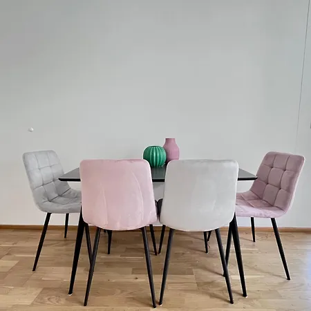 Apartment Funky Near Station Free Parking *