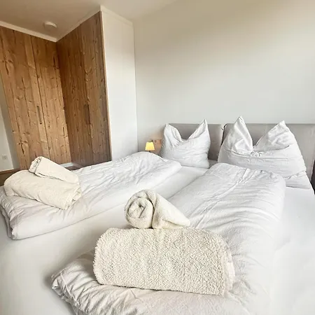 The Laendyard Apartment *