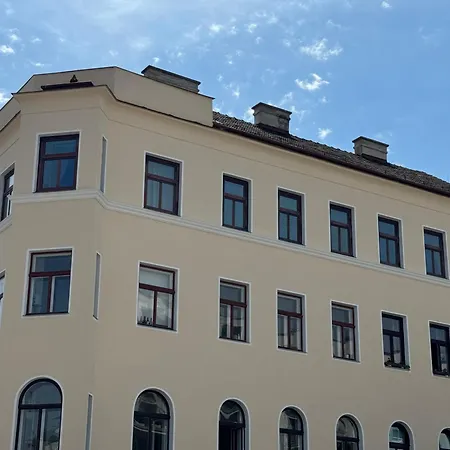 City Life Apartment!