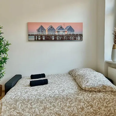 50 M2 Stylish With Free Parking & Netflix Apartment *