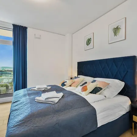 Apartment Luxury Penthouse I Rooftop Pool I Self Check-in Wien