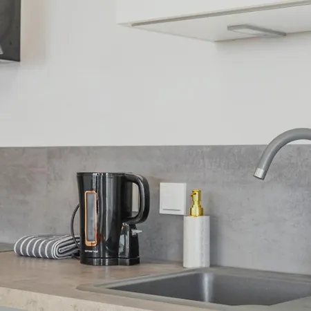 Luxury Penthouse I Rooftop Pool I Self Check-in Appartement *
