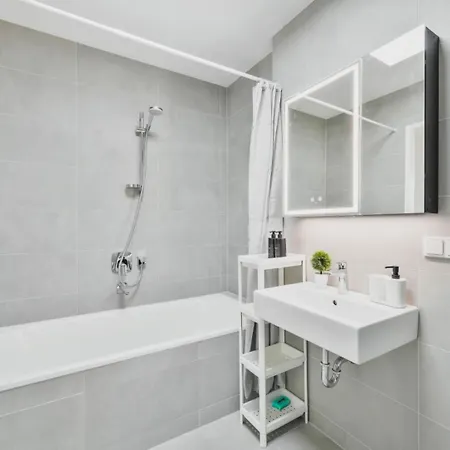 Apartment Luxury Penthouse I Rooftop Pool I Self Check-in