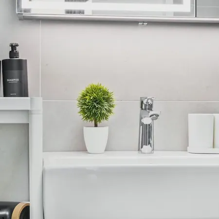 Apartment Luxury Penthouse I Rooftop Pool I Self Check-in *