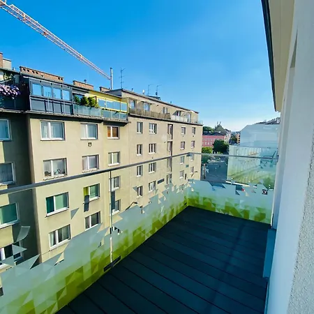 Siebenbrunnengasse