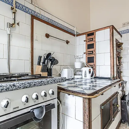 Brilliant 2br Apt. Near Akh-hospital Apartament