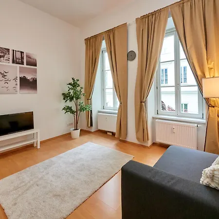 Central Gc0 * Vienna