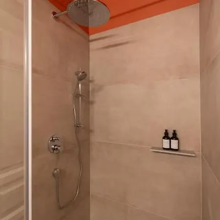 Robert I Levestate Apartment Vienna