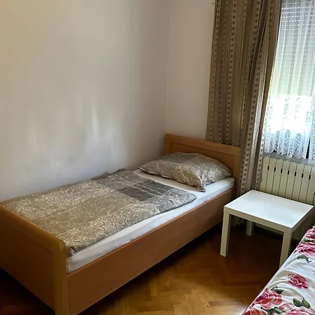 21 Apartment