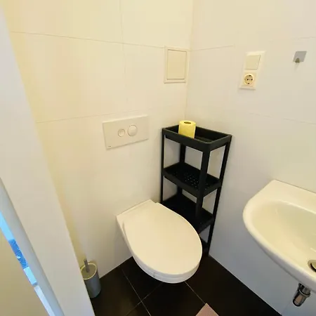 Neicapartmentgellergasse16 Vienna
