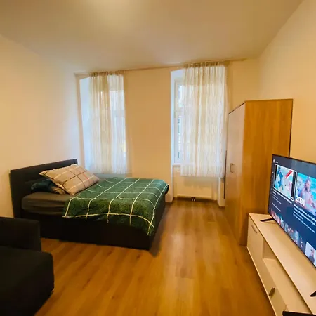 Apartment Neicapartmentgellergasse16 *