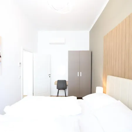 Aparthotel Or 1050