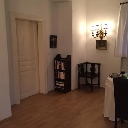 Exquisites Gartenapartment In Eleganter Jugendstilvilla Apartment *