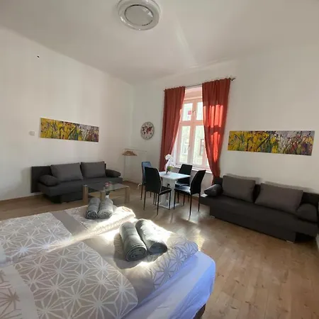 Homestay Cozy In City Center Dw9