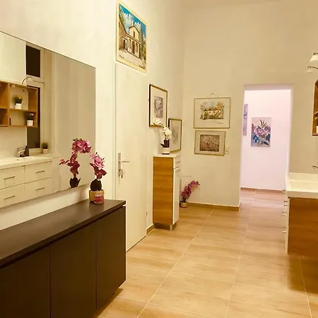 Homestay Cozy In City Center Dw9 *