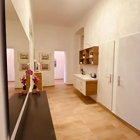 Cozy In City Center Dw9 Homestay