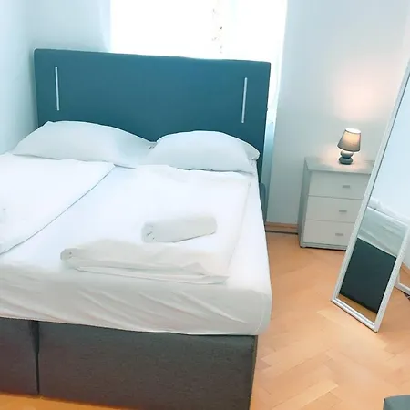 Ubytování v soukromí Cozy In Keplerplatz Kp T *