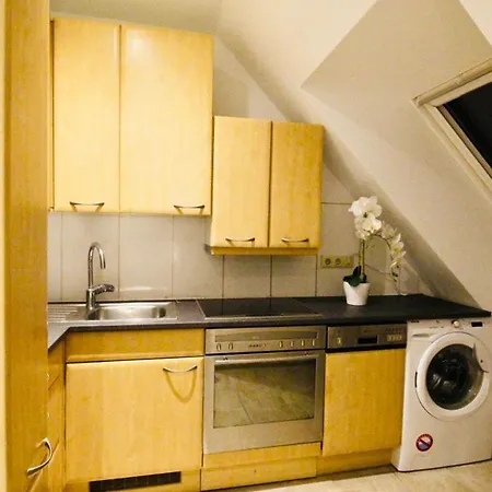 Homestay Cozy In Center Dw19 *