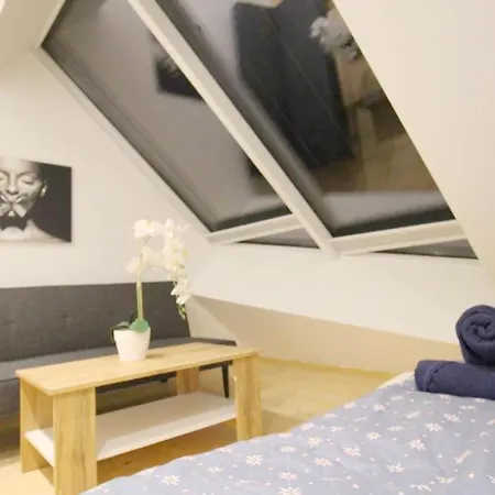 Homestay Cozy In Center Dw19