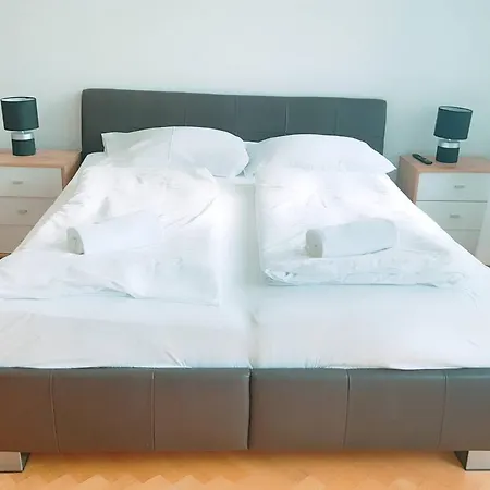 Cozy In Keplerplatz Kp T Homestay *