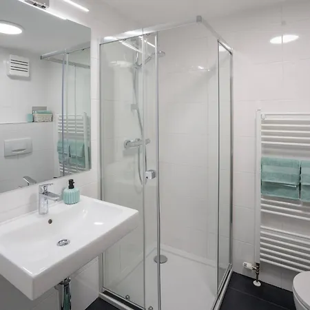 Stunning 1-bed In * Vienna