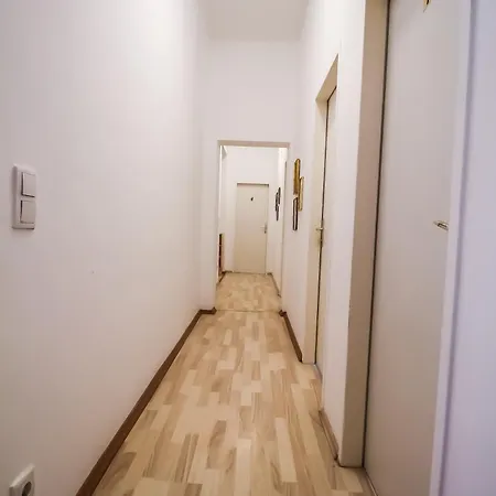 Cozy In Floridsdorf Area Pr3 Kwatera prywatna