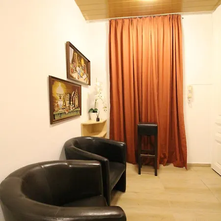 Studio In Floridsdorf Area Pr5