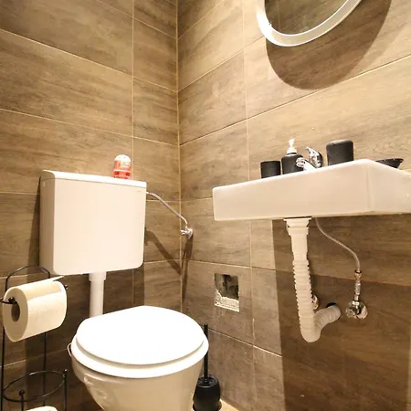 Studio In Floridsdorf Area Pr5