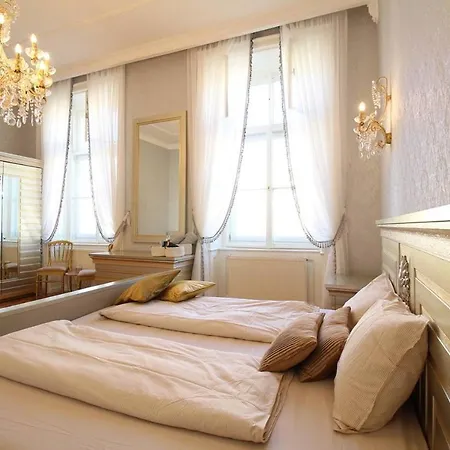 Luxurious In Center Kn Apartment Vienna