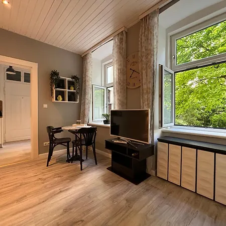 Apartment Urban-elegance Silent-garden