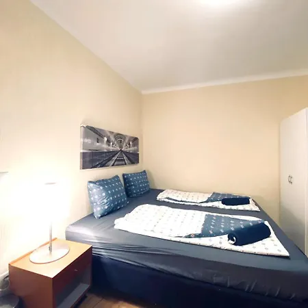 Tripel In Floridsdorf Area *