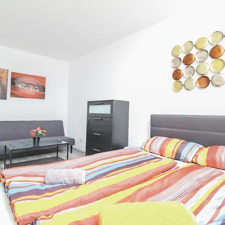 Cozy In Center Dw17 Homestay *