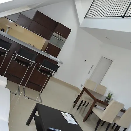 Lifestyle Apartment *